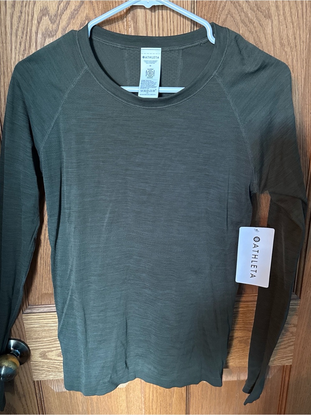 Athleta Olive Momentum Crewneck Long Sleeve Top